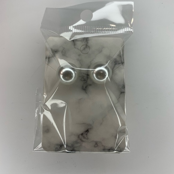 Pearl earrings - Picture 3 of 4